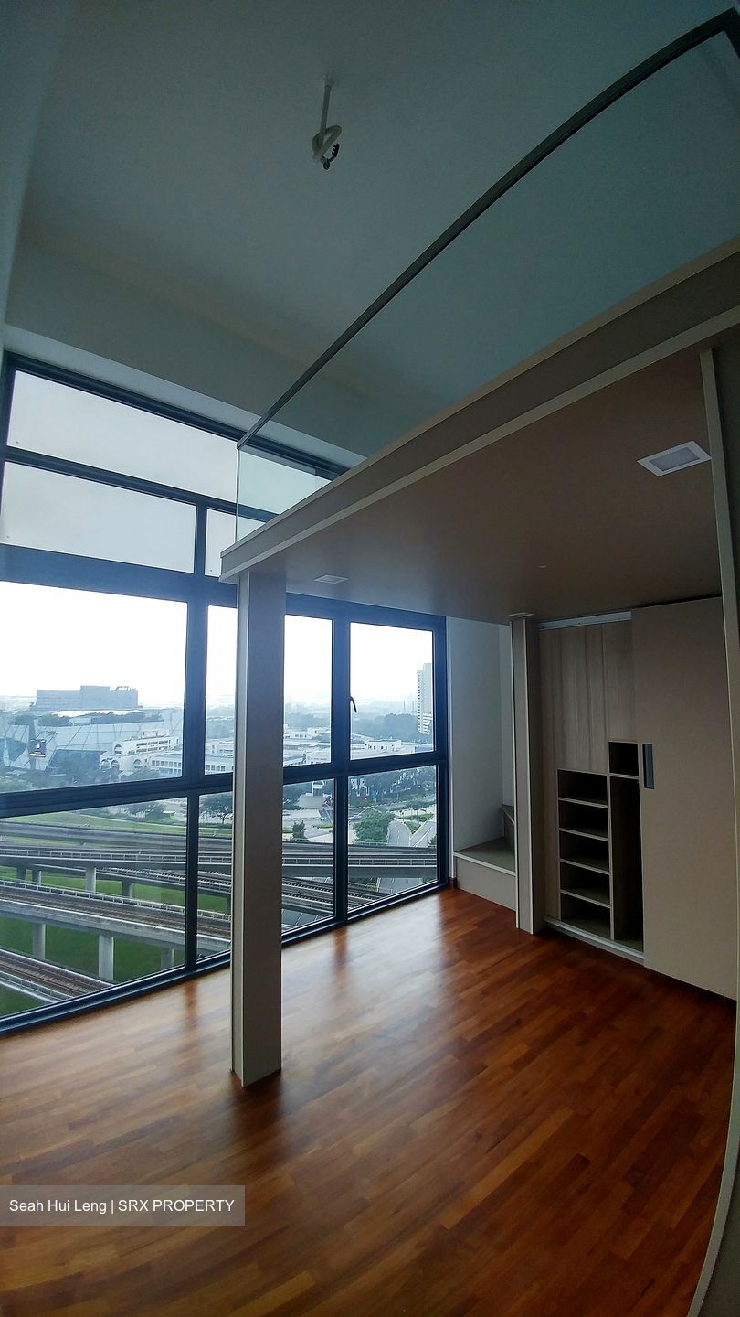 J Gateway (D22), Condominium #534172421